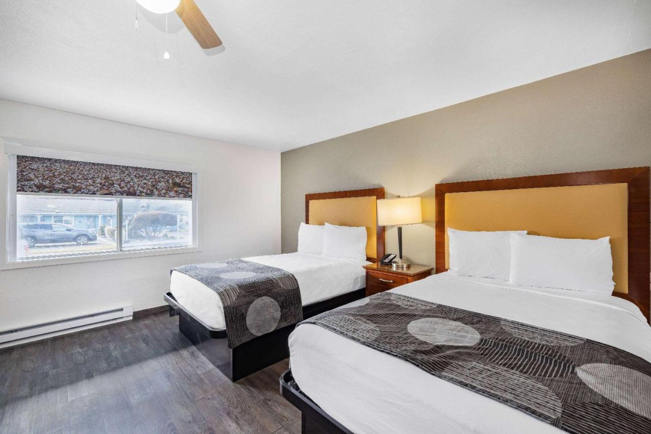 Oceanside Inn & Suites, A Days Inn By Wyndham Форт Браг Екстериор снимка